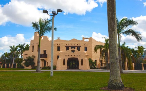 Exterior of Curtiss Mansion in Miami Springs