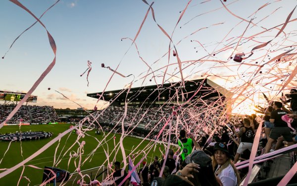 Confetti over Inter Miami CF fans