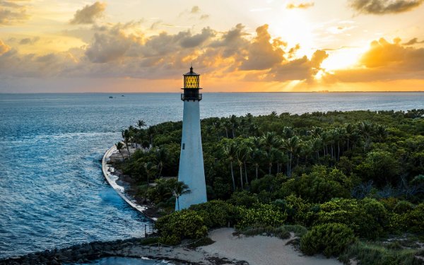 Sunset behind the lighthouse at Bill Baggs Cape Florida State Park