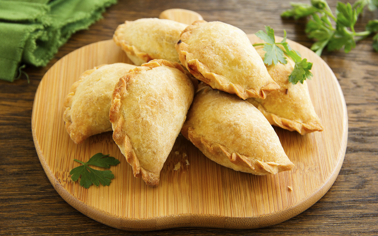 Empanadas_ThinkstockPhotos-1440x900.jpg