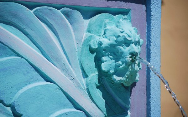 Art Deco Fountain on Ocean Drive in South beach