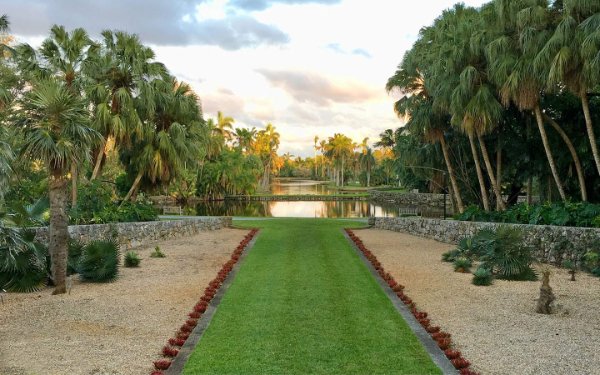 Gardens and pond at Fairchild Tropical Garden