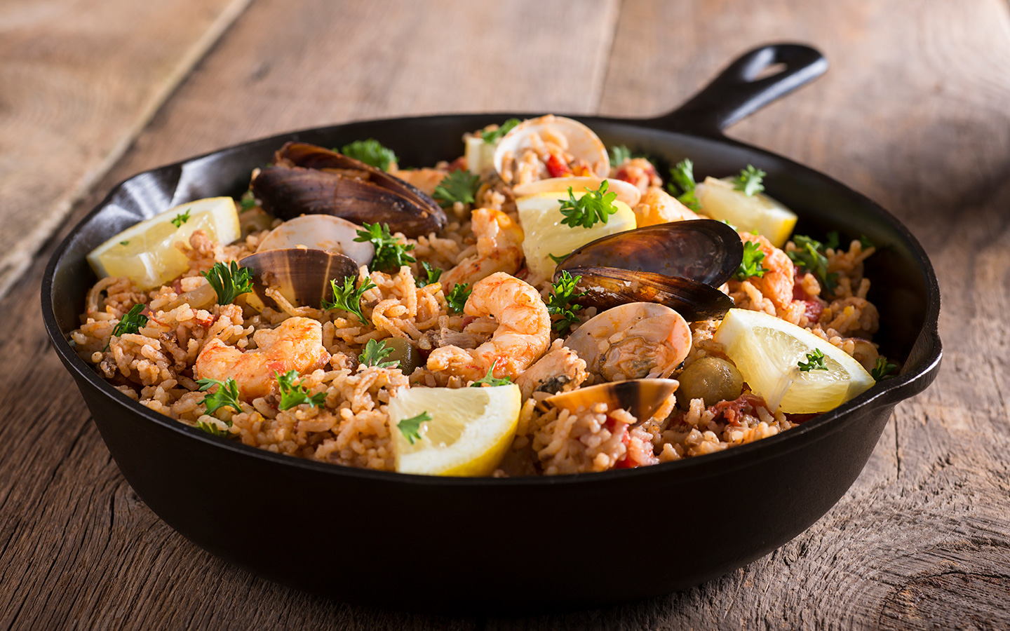 iStock_910293136_Paella_1440x900.jpg